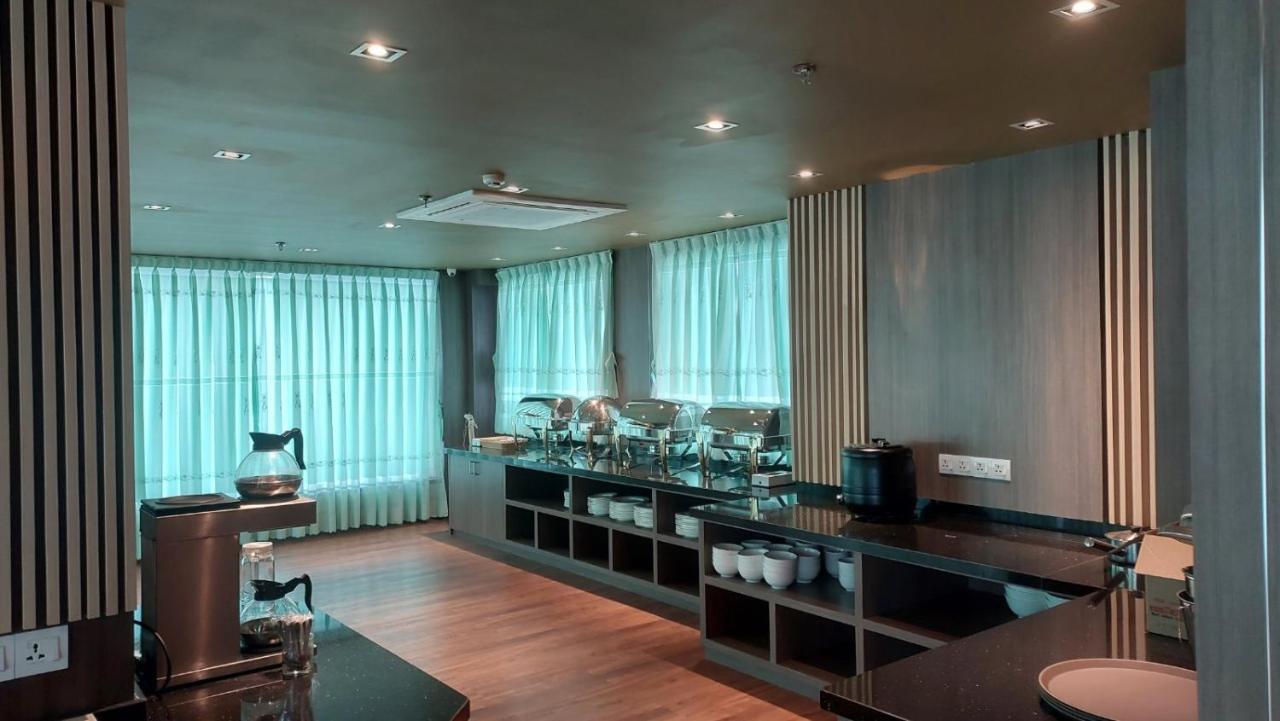 Hotel Grand Galaxy Rangoon Eksteriør billede