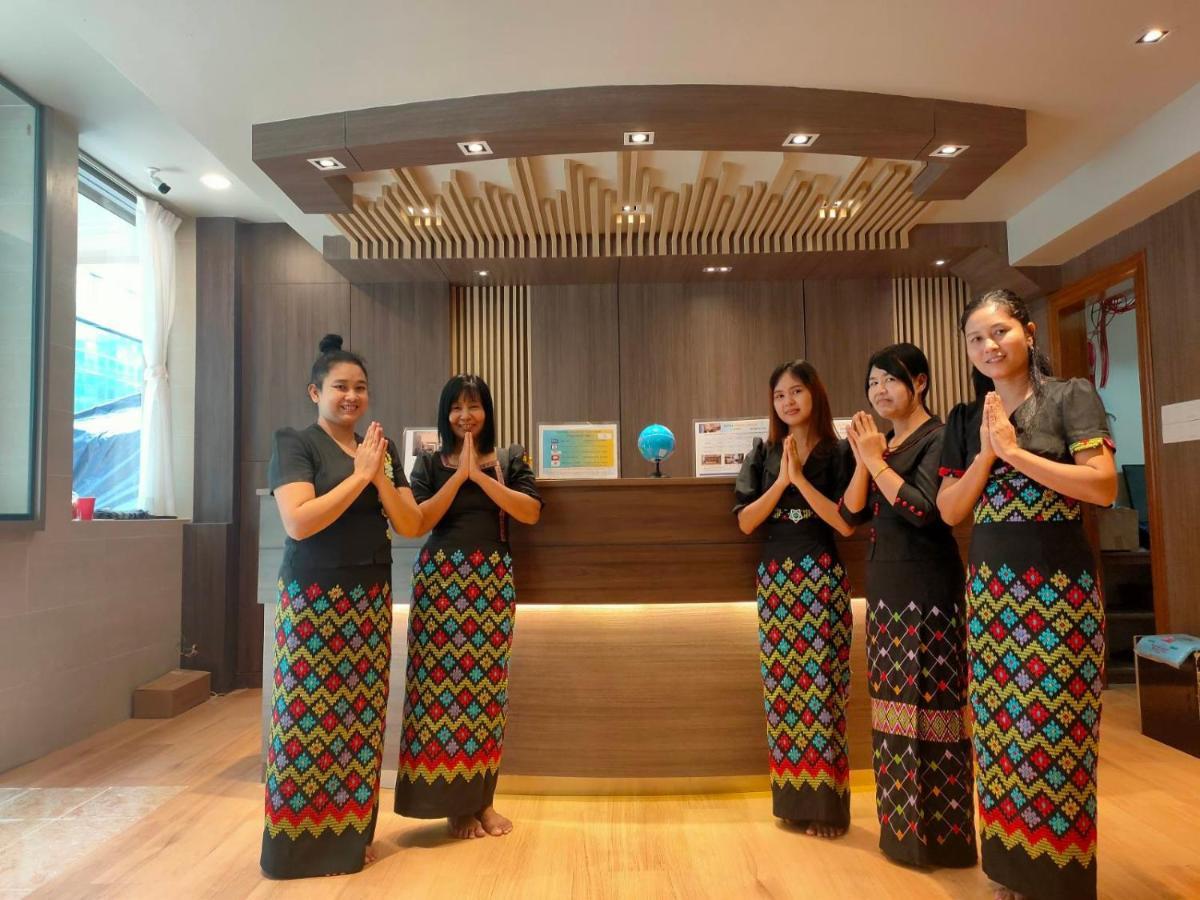 Hotel Grand Galaxy Rangoon Eksteriør billede